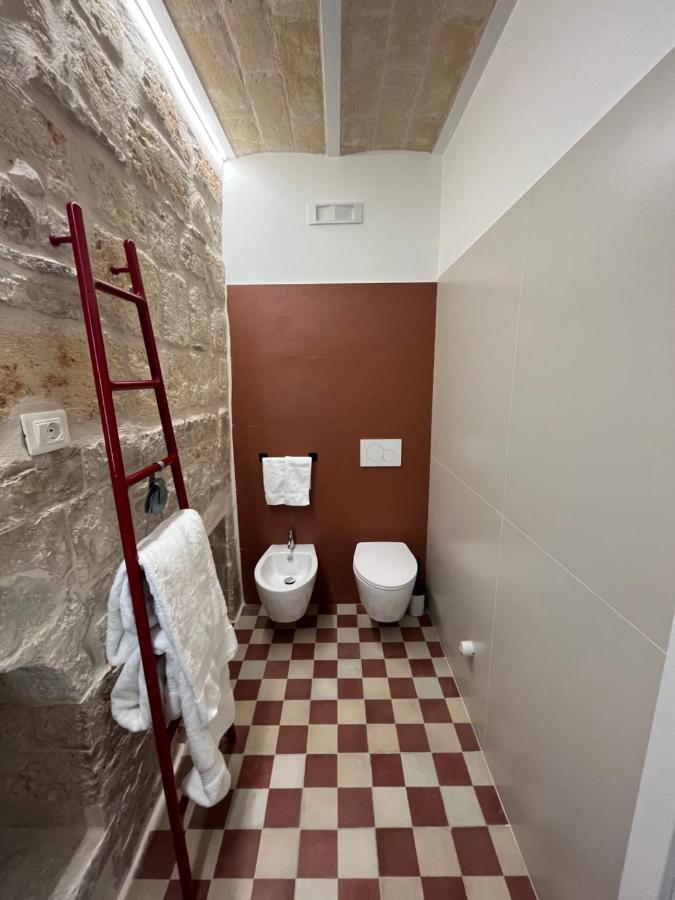 Palazzo Lamantea Boutique Rooms บิสเชลเย ภายนอก รูปภาพ